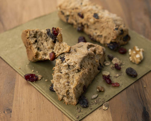 シリアルスコーンバー　レーズン＆クランベリー