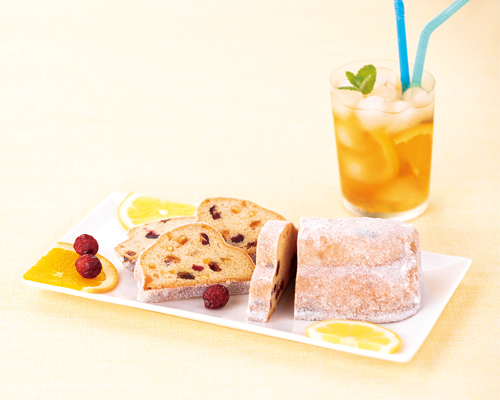 サマーシュトレン 菓子パン 洋菓子 商品紹介 Takaki Bakery タカキベーカリー サマーシュトレン 菓子パン 洋菓子 商品紹介 Takaki Bakery タカキベーカリー