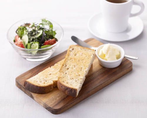 ライ麦入りトースト（６）