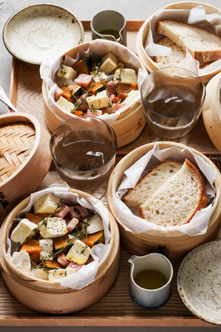 かぼちゃとベーコンとカマンベールの蒸しせいろ