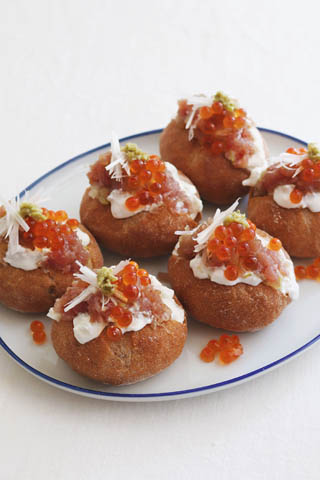 マグロのタルタルのパーティーサンド