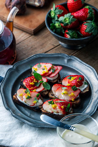 苺とマスカルポーネのフルーツスメアブロ